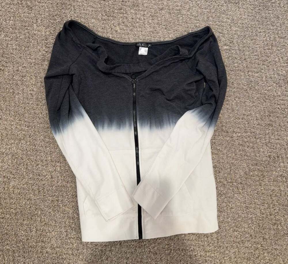 Venus Women's Off-The-Shoulder Ombre Zip-Up Hoodie Size S